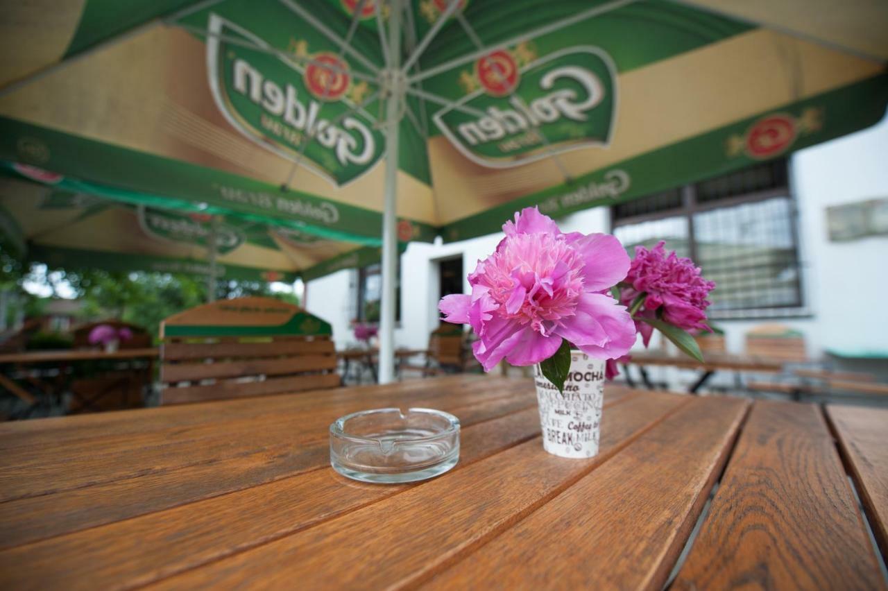 Pension Florica Pitesti Luaran gambar